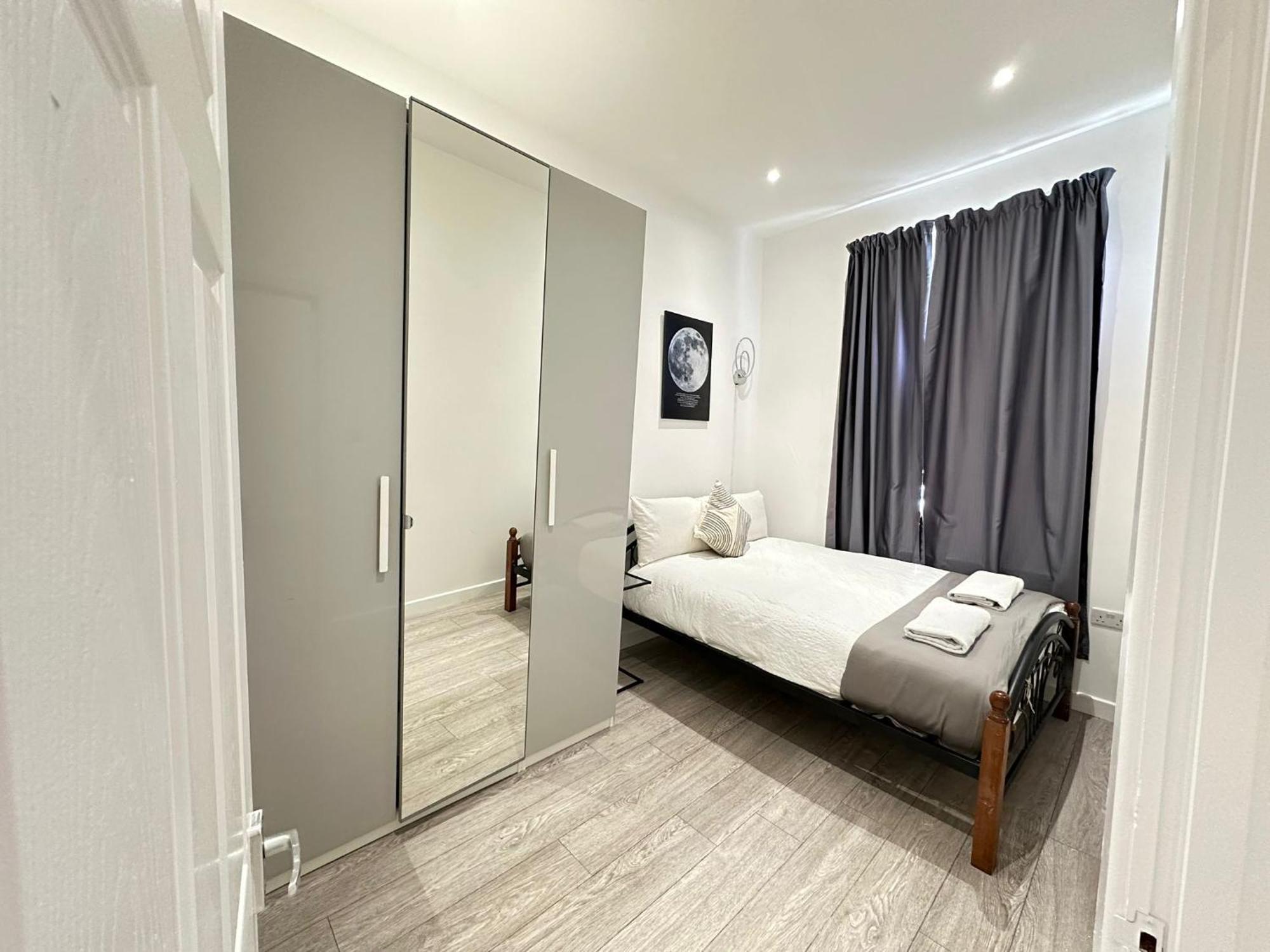 Beautiful Near Central Appartement *